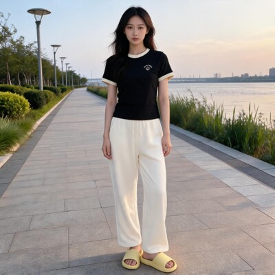 LOUIS ROYER撞色圆领短款刺绣休闲T恤女F611622-001
