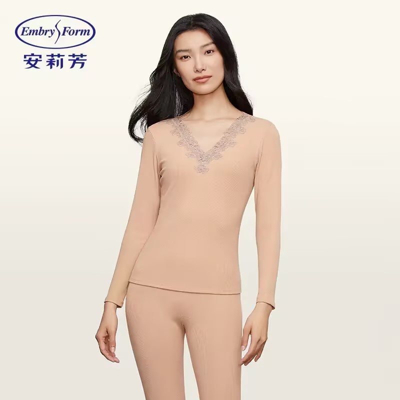 安莉芳蕾丝花边v领打底上衣女士长袖秋衣ED00340