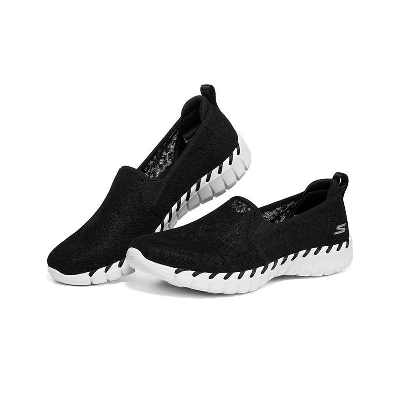 Skechers斯凯奇女鞋夏休闲鞋镂空蕾丝网布一脚蹬健步鞋124732-BKW
