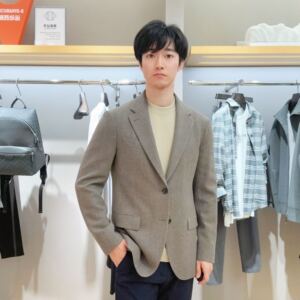 报喜鸟男士简约时尚西服EBU243304U