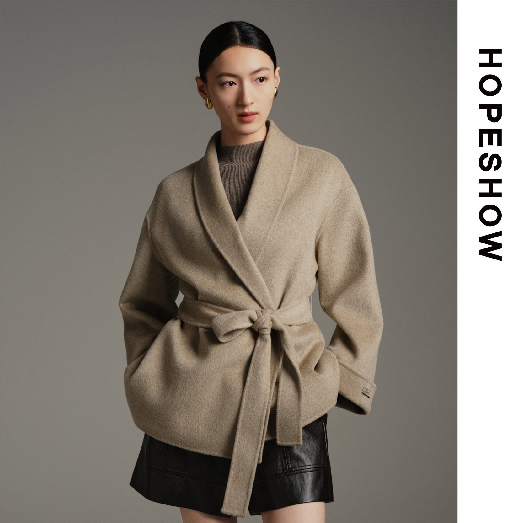 HOPESHOW红袖大衣89325370801A