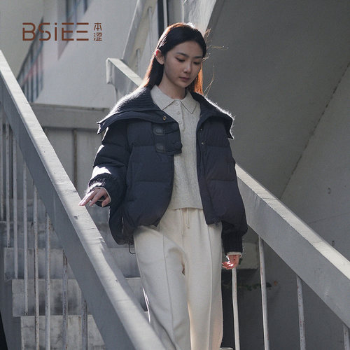 BSiEE本涩翻领拼接羽绒服鸭绒宽松简约外套女