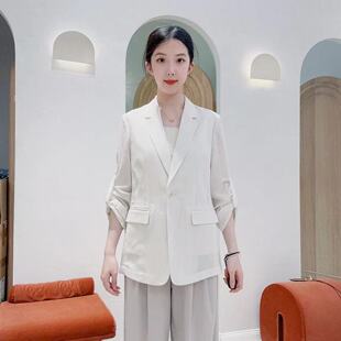 伊芙丽女士简约时尚西服1G3210101G
