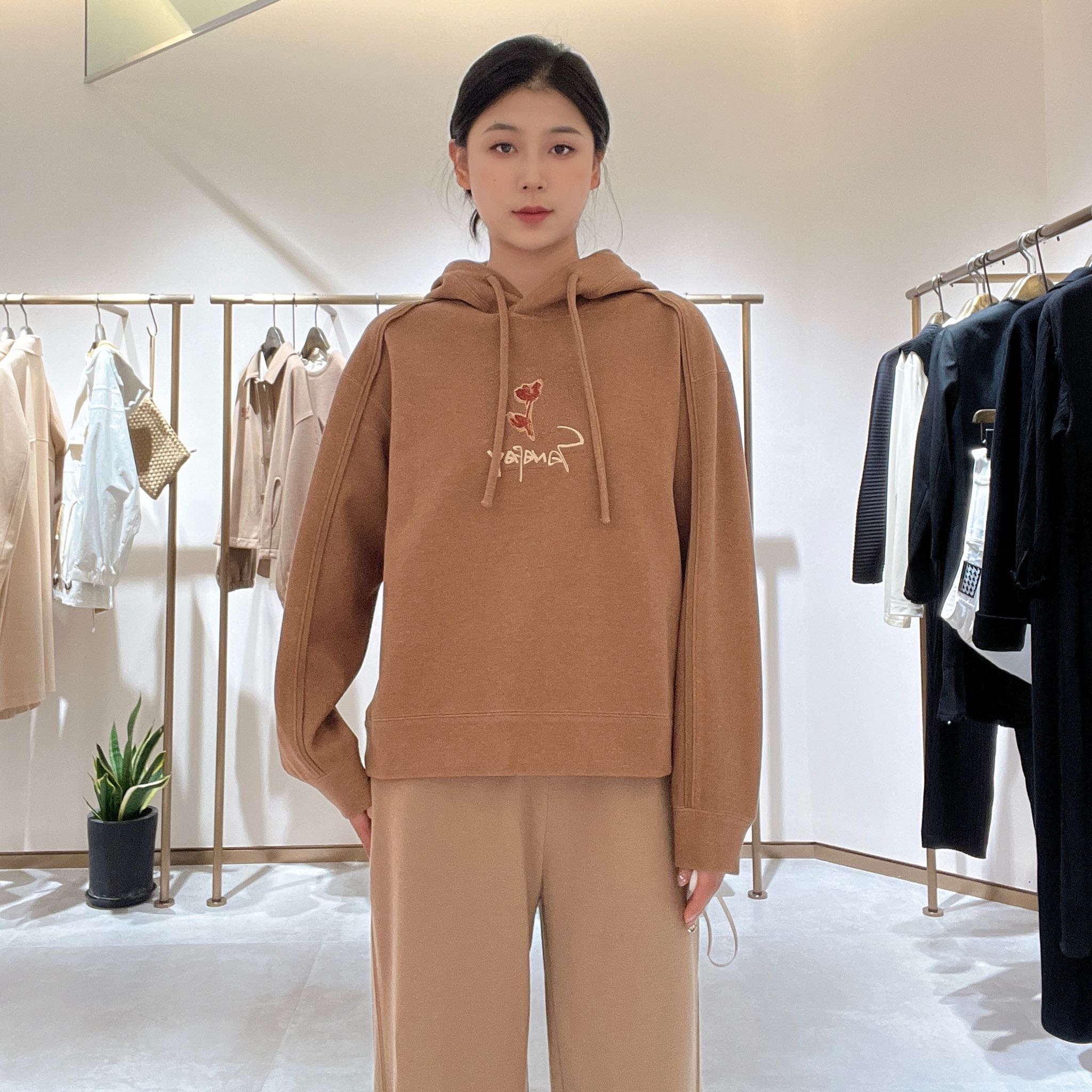 LANAFAY女士简约时尚外套L4D178