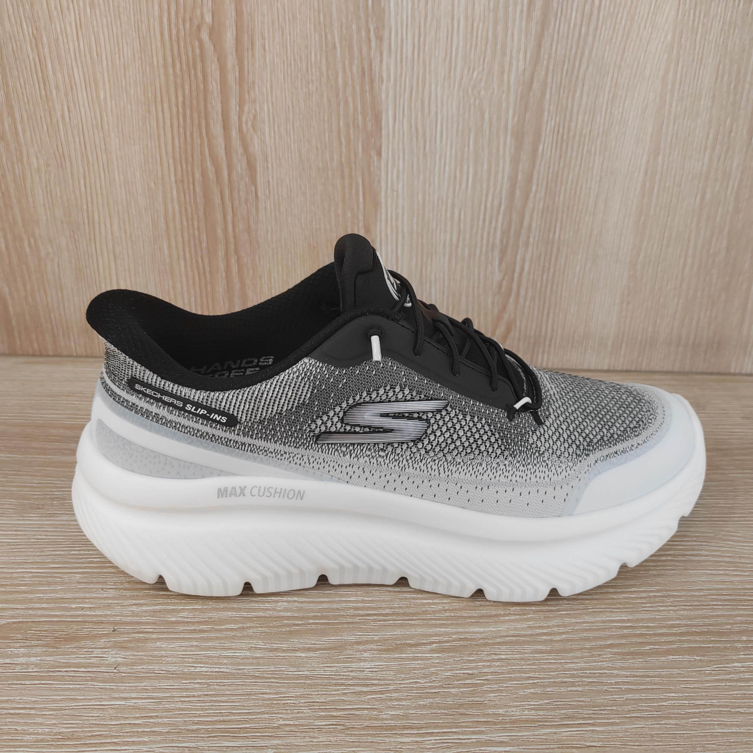 斯凯奇女子GO WALK MAX CUSHIONING HYPER BURST女士健步鞋125881