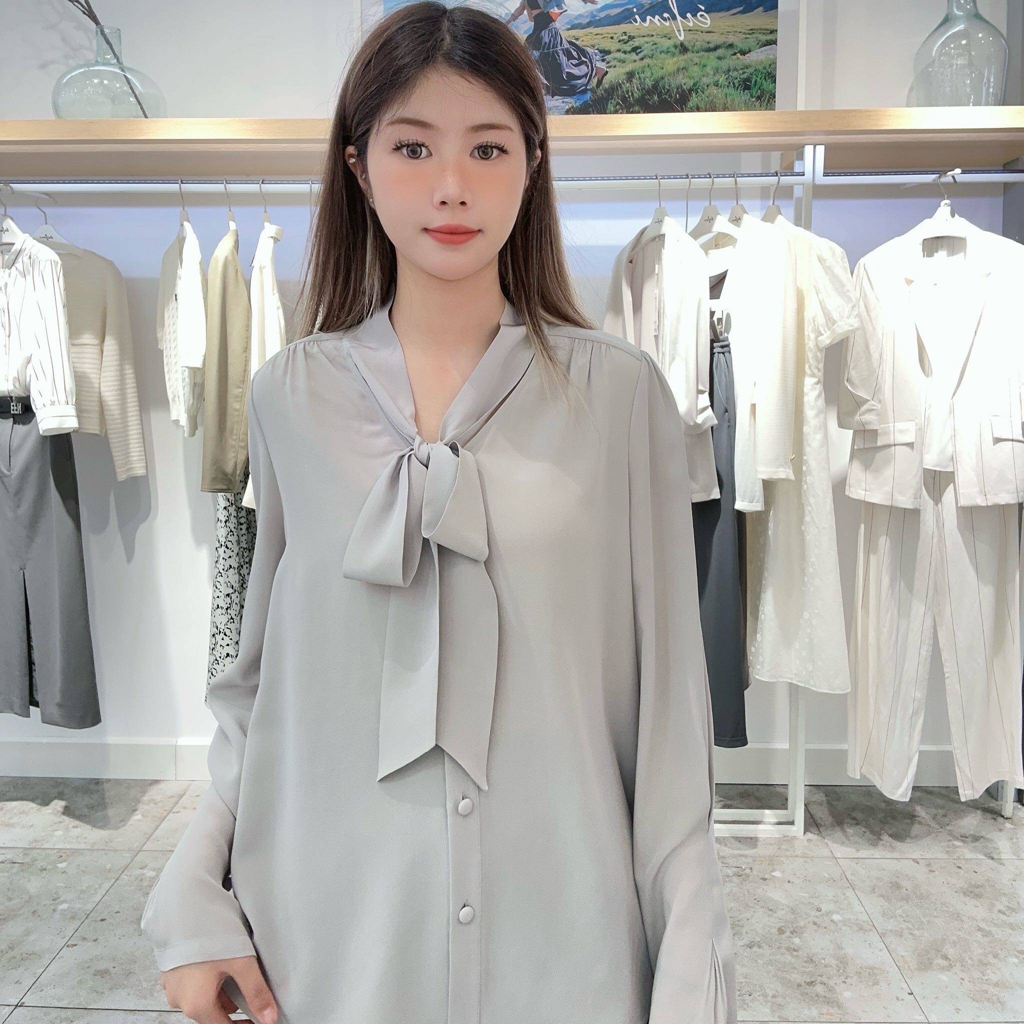 伊芙丽女士简约时尚衬衫1F4120951Q