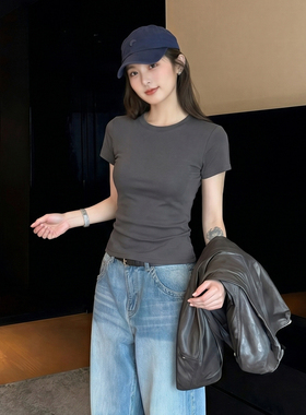 夏季灰色圆领正肩短袖t恤女2026新款修身减龄收腰打底衫短款0520z