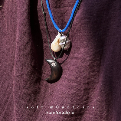 soft mountains软山 Moon dancer月下舞步项链 紫光檀原创设计