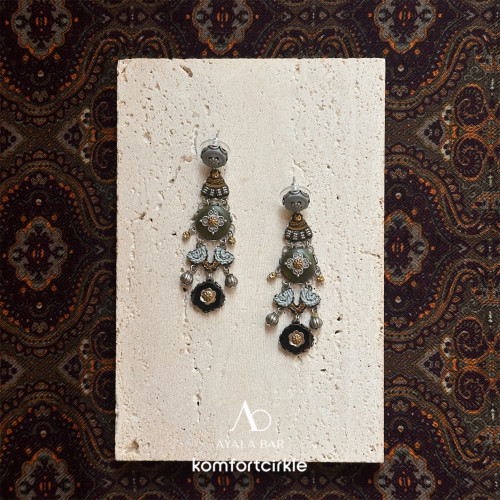 AYALA BAR N2525耳环 Lumen Artistic Earring 手工制作长款耳饰