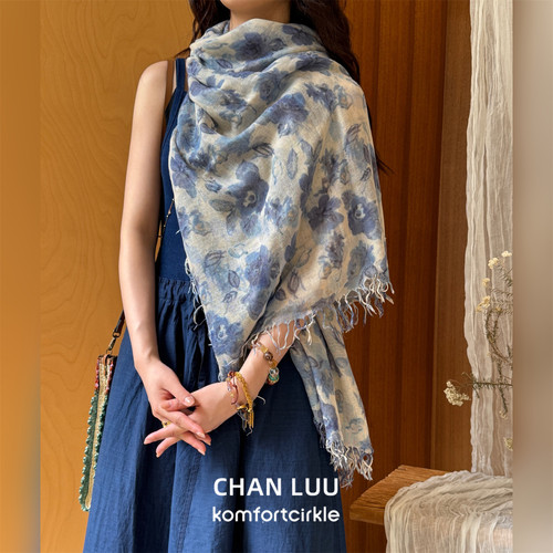 主推款 CHAN LUU 秋冬羊绒真丝水墨感花卉印花长款大围巾流苏披肩