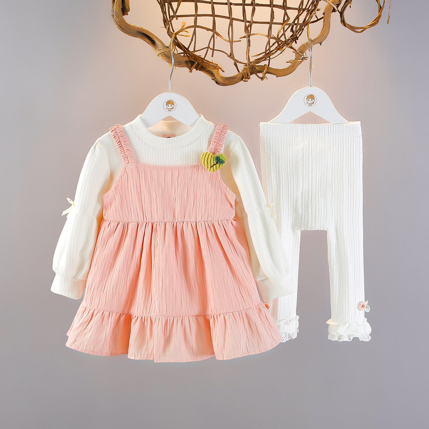 女宝宝春秋长袖三件套春季新款女宝宝洋气吊带公主裙打底衫套装潮