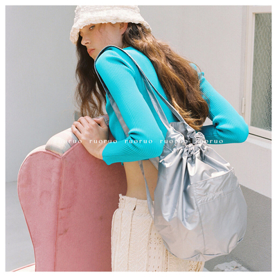 awesomeneeds双肩包正品