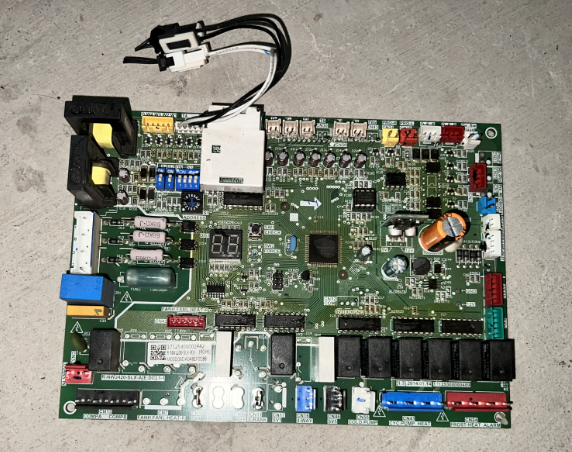 美的空气能控制板主板R-NWJ420