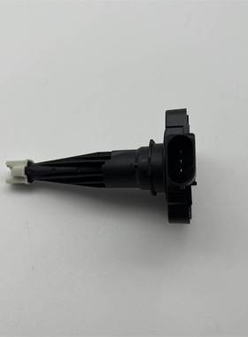12618638754 适用宝马 油位传感器 F30 F31 G30 G11