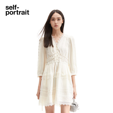 self-portrait 白月光蕾丝边松驰度假海边度假收腰宽松春夏连衣裙