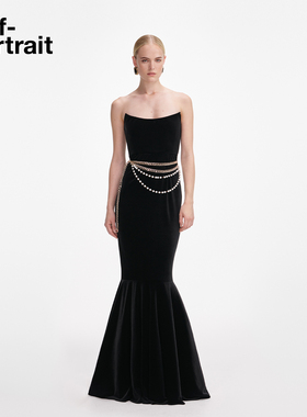self-portrait 2025秋冬新款经典黑腰链抹胸丝绒鱼尾礼服连衣裙