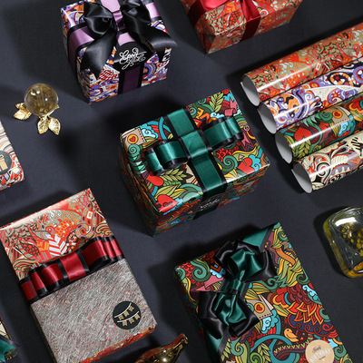 Christmas Gift Wrap Graffiti Wrapping Paper 圣诞节礼物包装纸