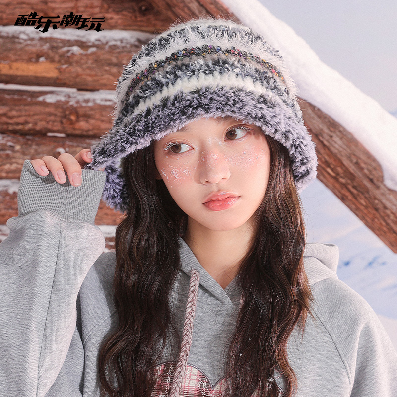 酷乐潮玩针织毛线帽毛绒渔夫帽子女生加厚保暖护耳盆帽2025冬新款