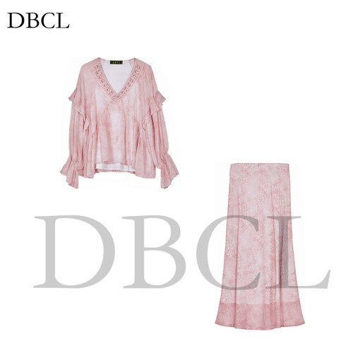露露酱NN~【DBCL深圳大宝家】8-7-45 雾海花汀高端重工套装两件套