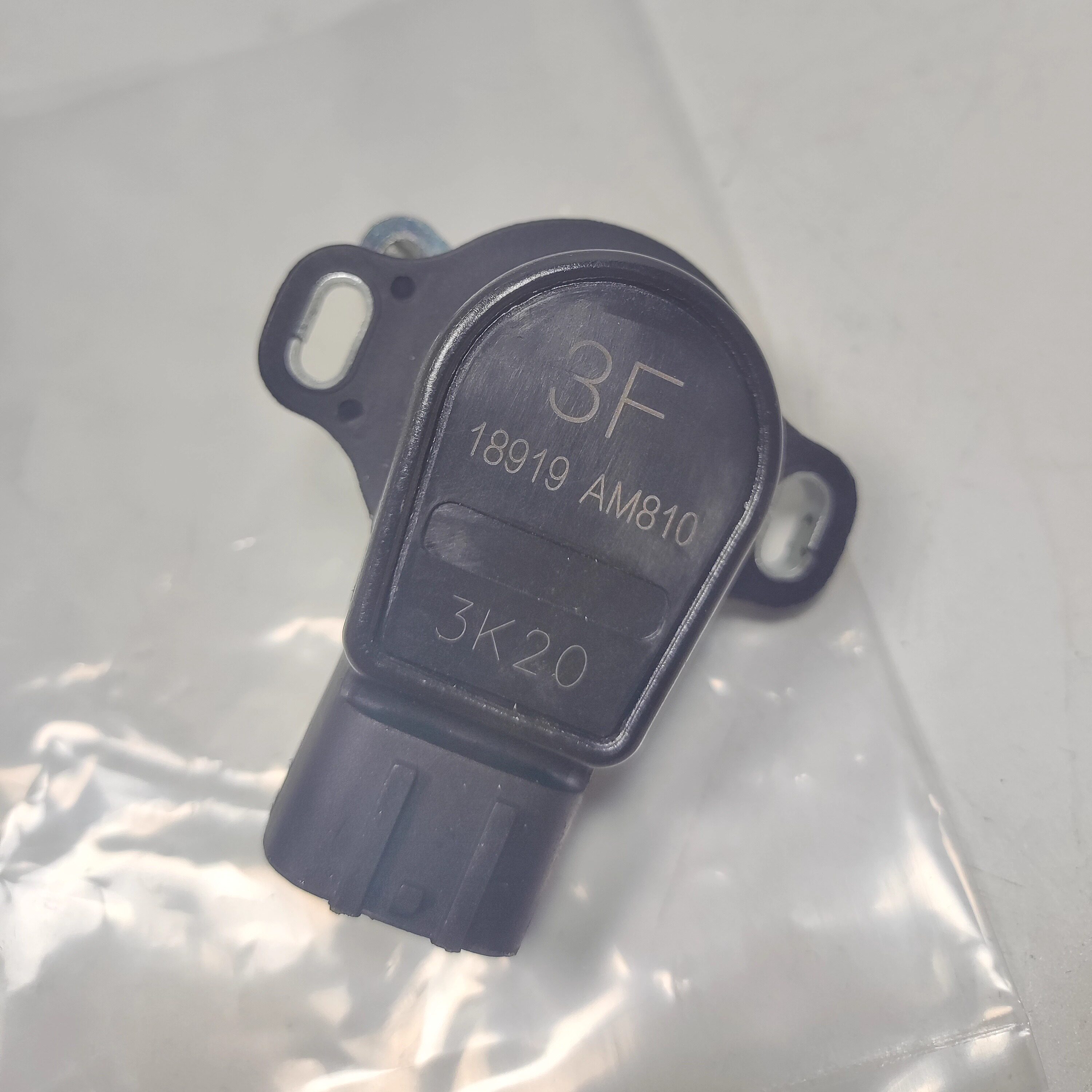 适用于日产350Z奇骏2.5 T30 X-trail油门踏板传感器18919-AM810