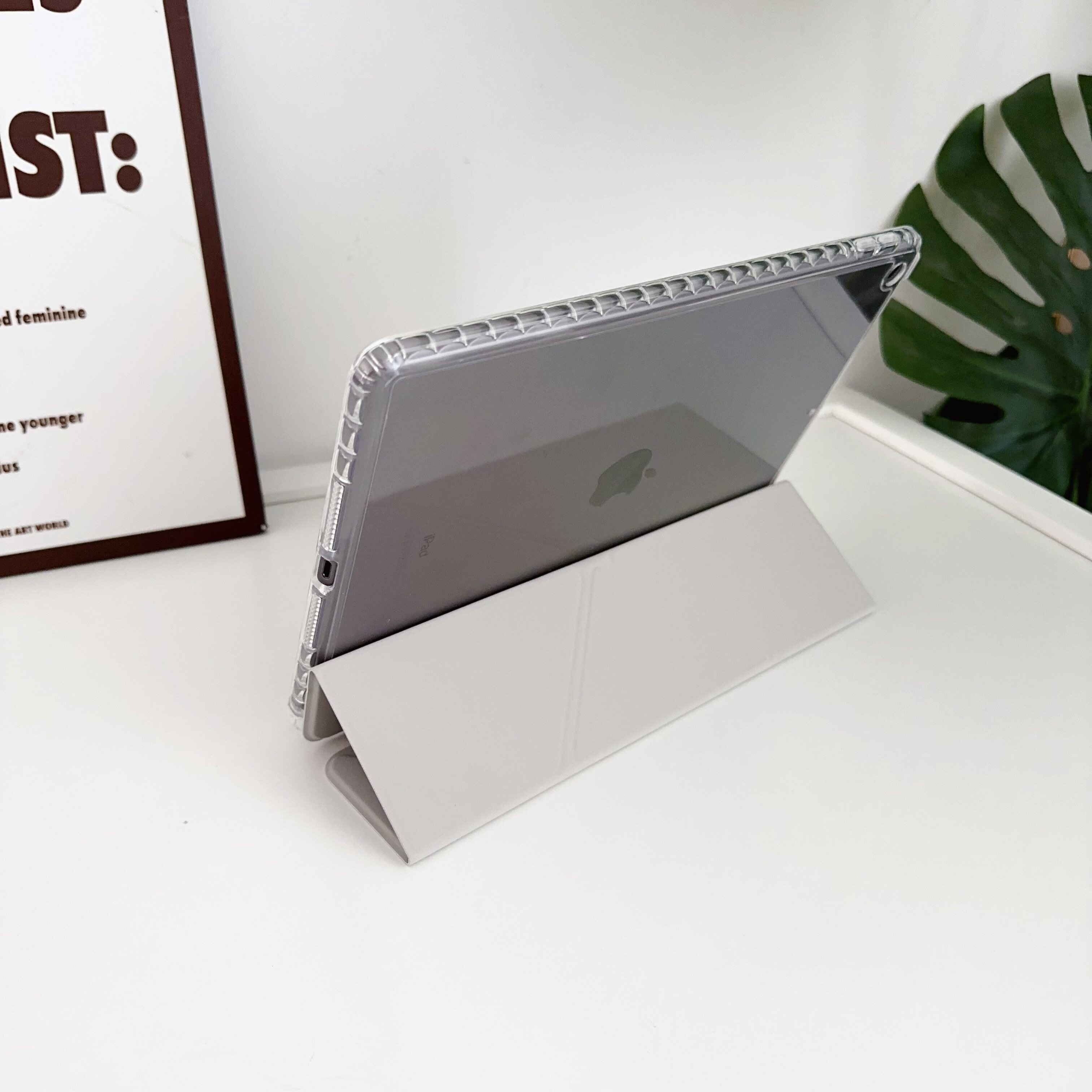 适用ipadpro2024保护套平板11寸13苹果壳ipad9电脑air5防弯10亚克力mini6素皮2新款2024三折Y型高透8折叠3代4