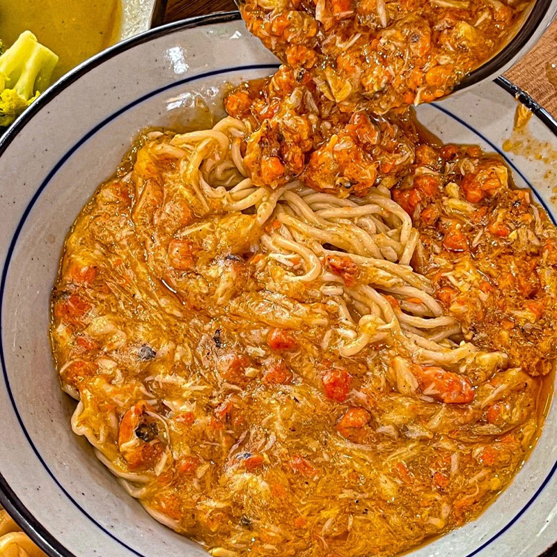 蟹黄拌面带酱料包面条