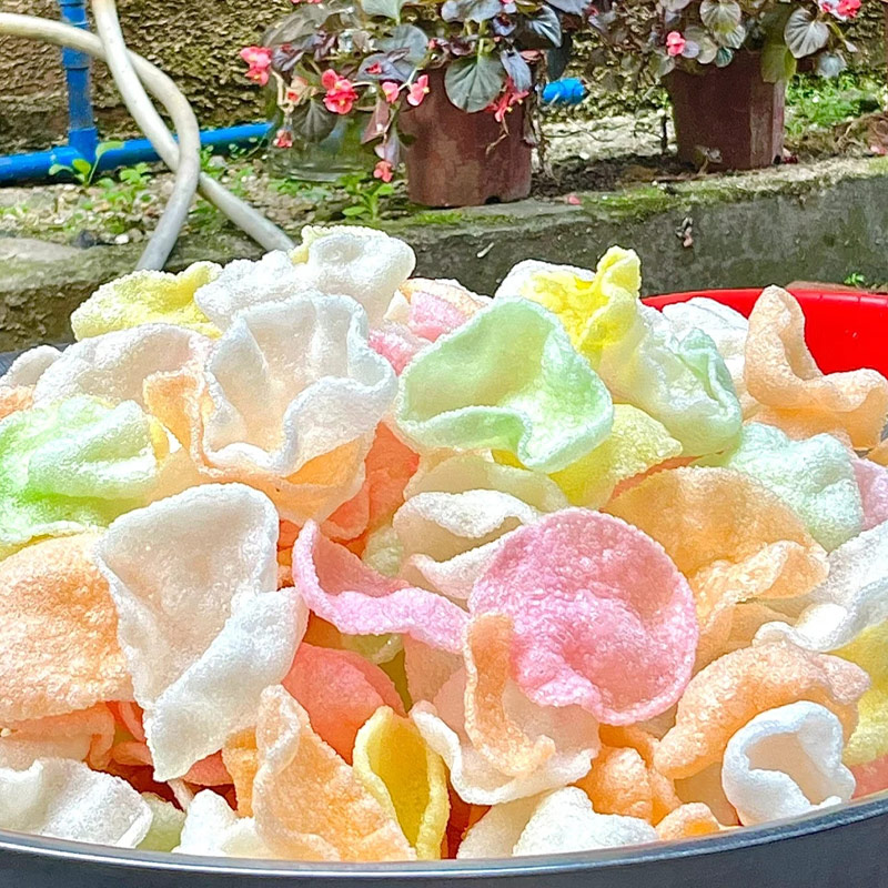 彩色虾片全家福自己炸儿童薯片膨化小零食8090后童年怀旧小吃休闲