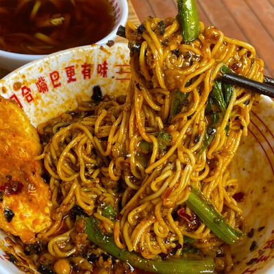 豌杂面带料包重庆小面拌面