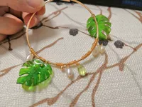 Кусочки монстеры деликатесной толщиной 0,2 мм (их нужно нарезать самостоятельно)