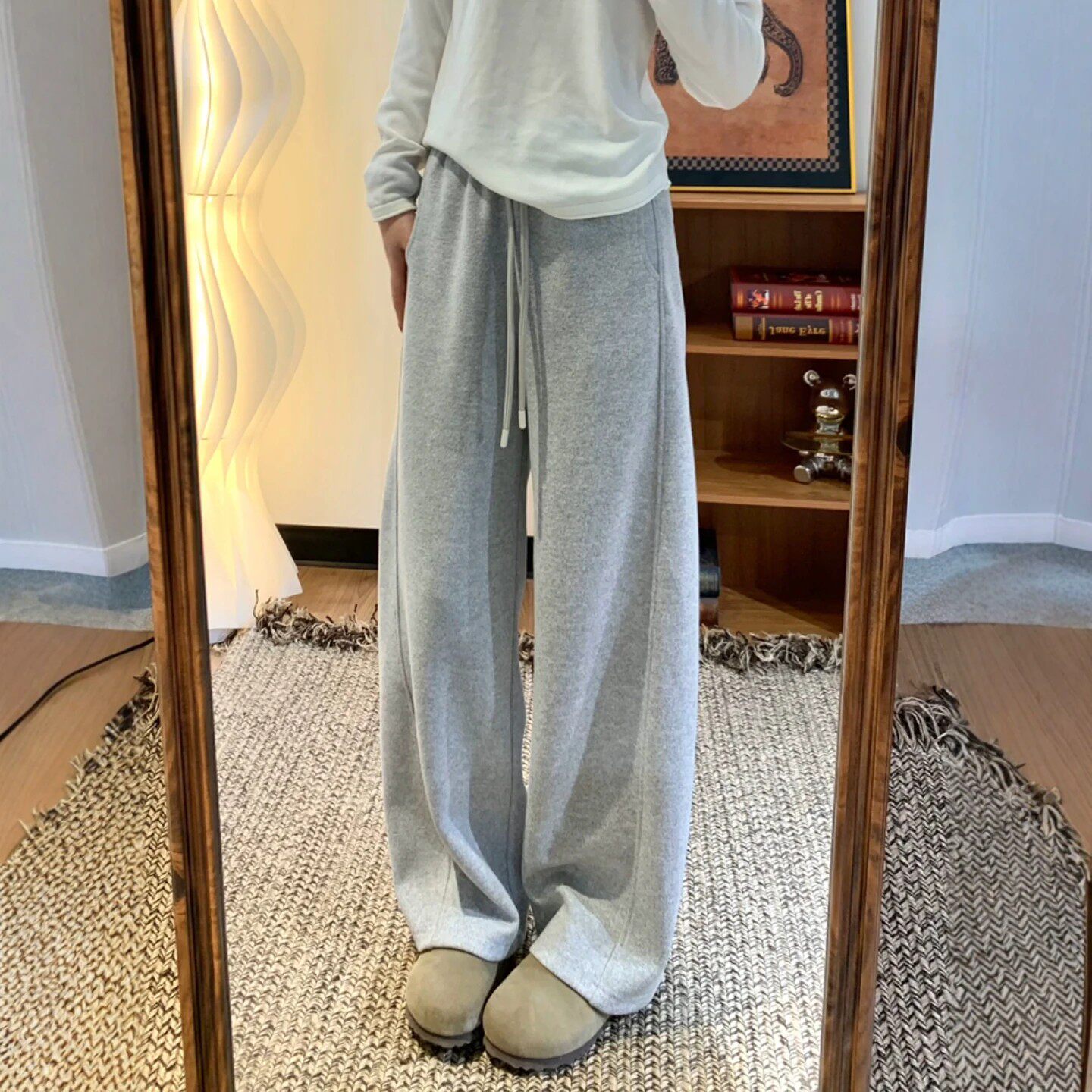 灰色美式复古运动裤女春秋冬2026新款低腰抽绳宽松加绒休闲阔腿裤
