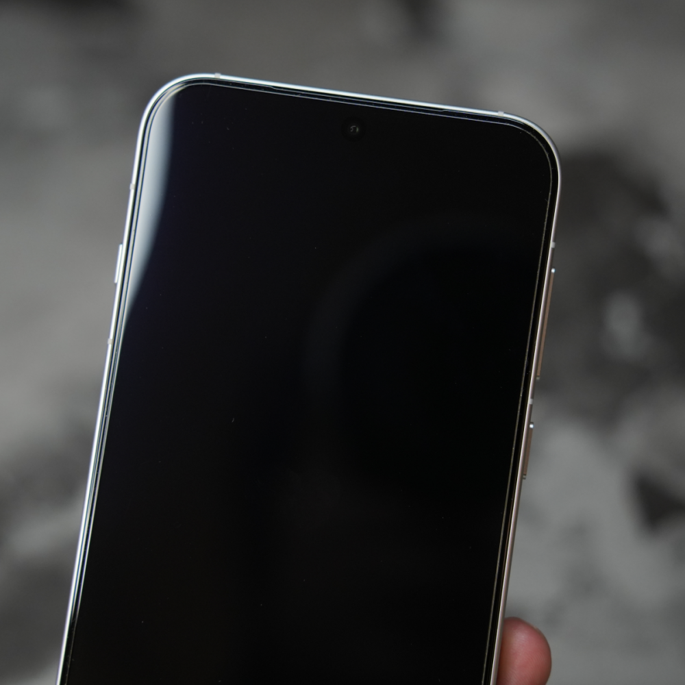 Reno15Pro定制无白边钢化膜