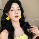 巨出片 出游耳饰 黄色几何银杏叶耳钉女2025年新款 多巴胺耳环夏季