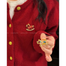 福马临门 小众设计精致别针高端配饰 红色钱币小马胸针女2025新款