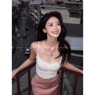 方圆同款！多巴胺彩色十字架项链女2026新款度假风锁骨链小众配饰