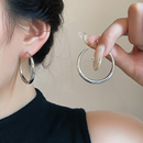 方圆脸显瘦 圆圈耳饰 银色素圈耳圈耳环女夸张显脸小耳扣2025新款