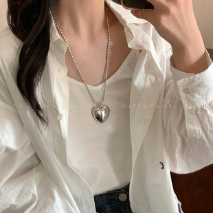 配饰 轻奢小众毛衣链简约百搭长款 博主同款 爱心吊坠项链女2025新款