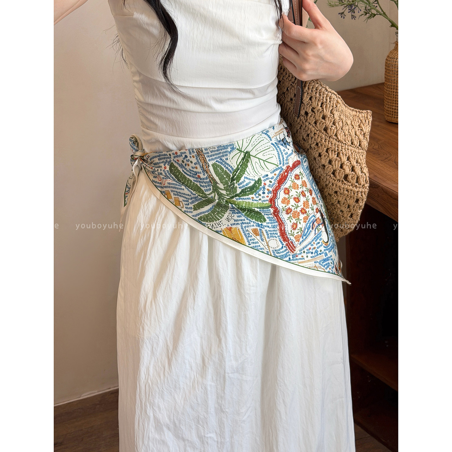 文艺插画涂鸦三角巾女2026新款发带系脖领巾外出搭配衬衫披肩配饰