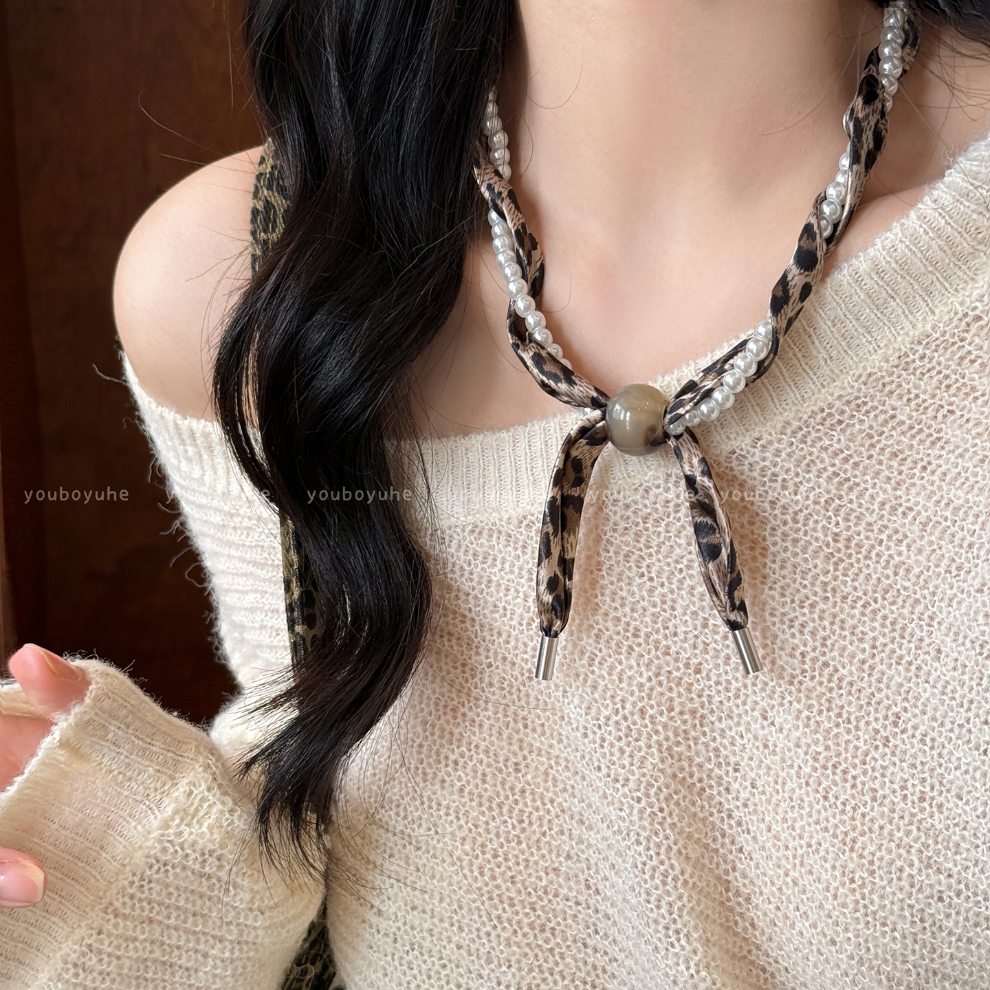 黑白豹纹珍珠丝巾项链复古毛衣链