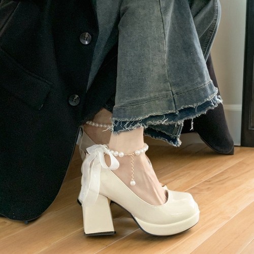 玛丽珍复古法式晚风温柔单鞋女设计感小众2025夏季新款高跟鞋皮鞋