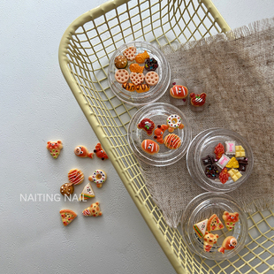 韩风INS可爱趣味仿真食特面包汉堡饼干曲奇披萨立体树脂指甲饰品