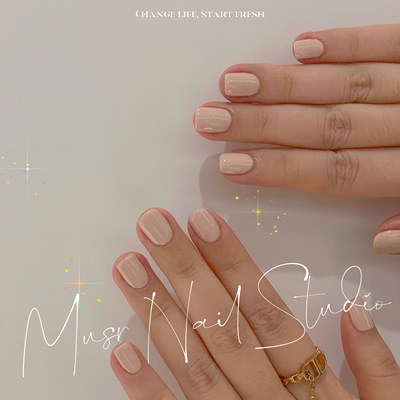 小红书热门甲油胶少女奶油粉