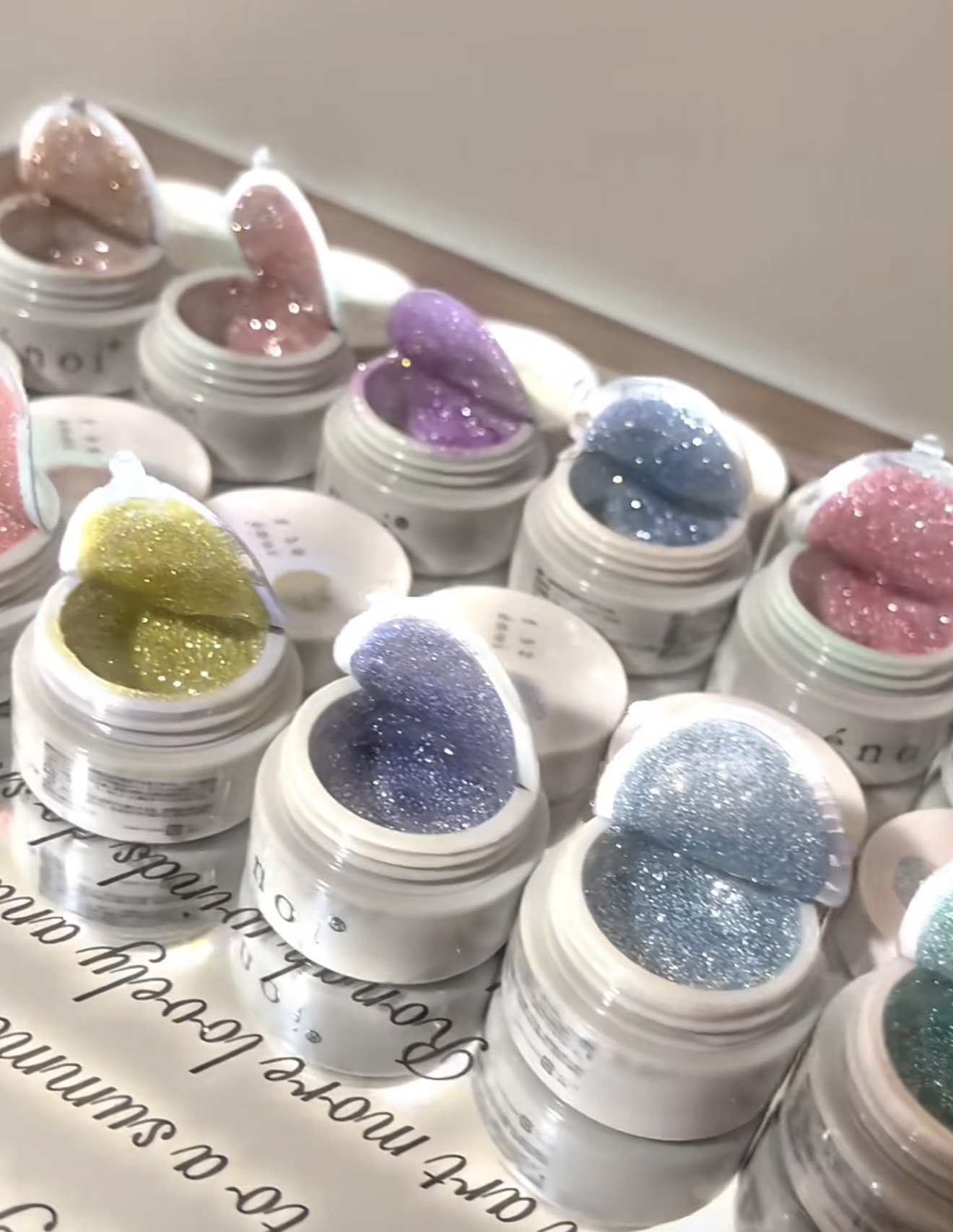 2025 日本enoi 超闪清新糖果碎钻胶甲油胶 Diamond Flash F43-F58