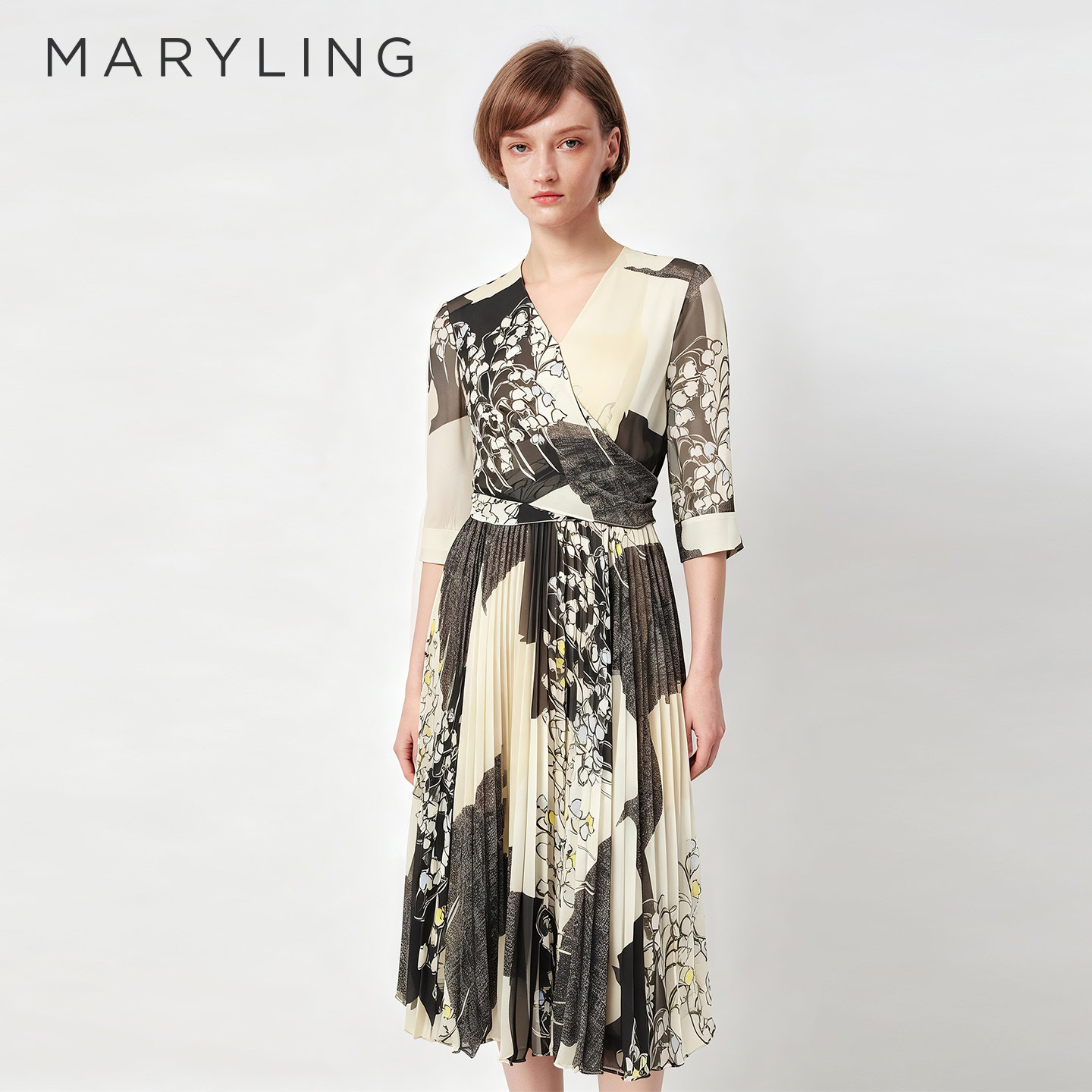 MARYLING玛俪琳夏季新品艺术印花连衣裙高腰V领百褶裙子A1AA65280
