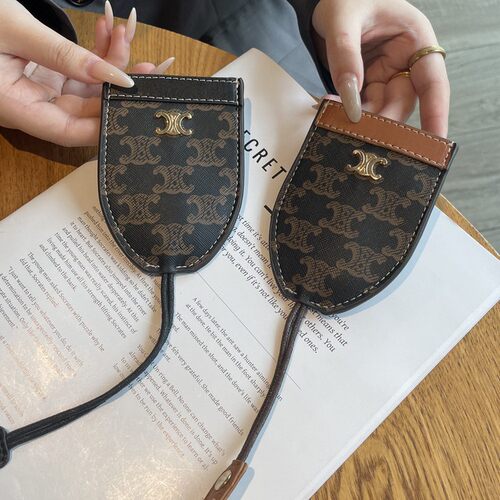 新款多功能女士锁匙包时尚复古字母真皮汽车钥匙挂包遥控收纳挂扣