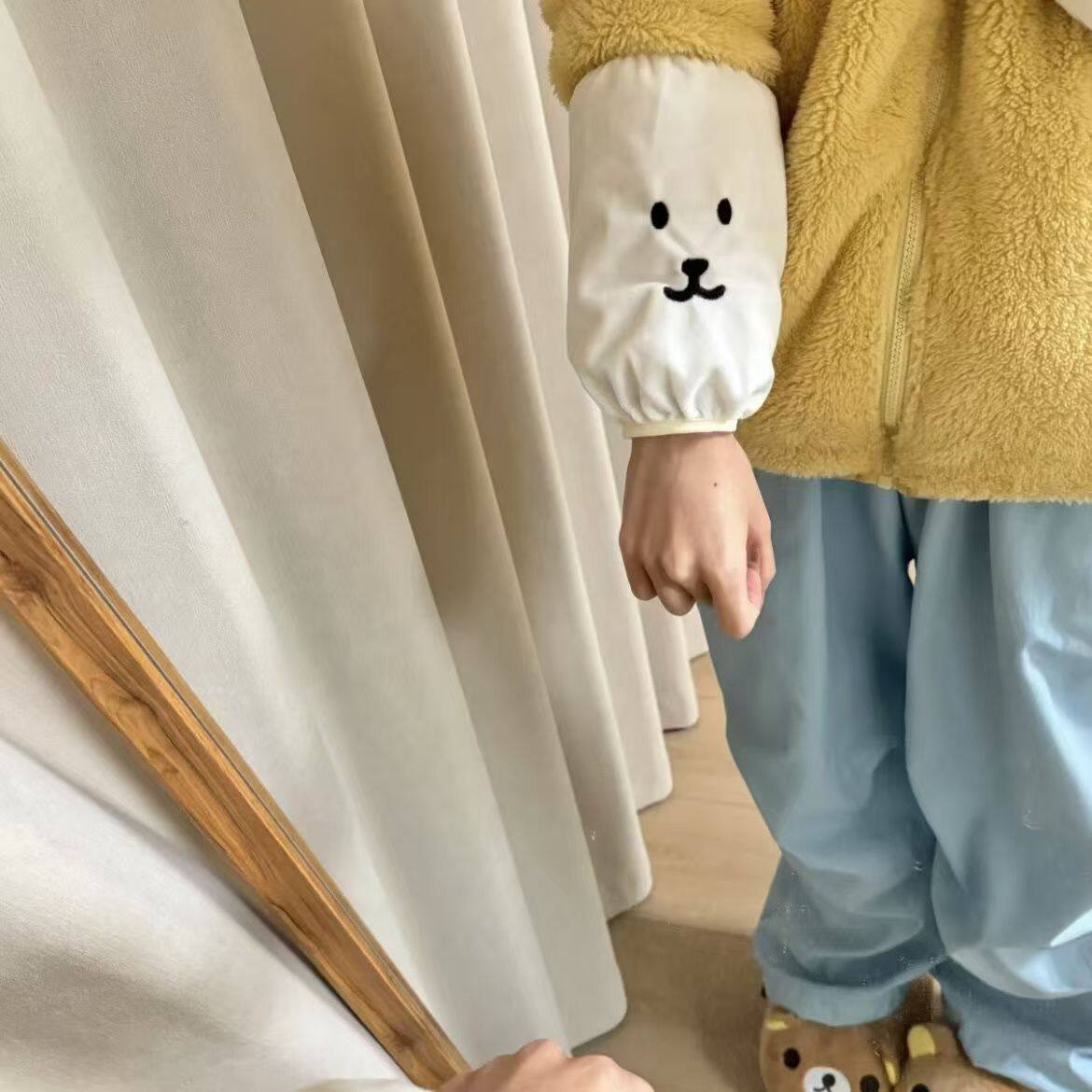 可爱自嘲熊卡通袖套套袖办公室防脏羽绒服护袖防脏工作毛绒袖头