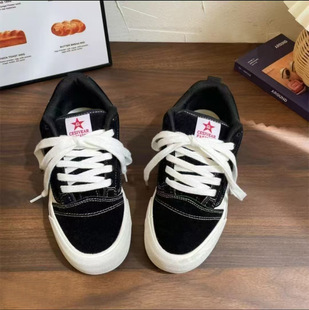 2026春夏新款多巴胺情侣帆布鞋网红拼色厚底板鞋低帮韩版面包鞋子