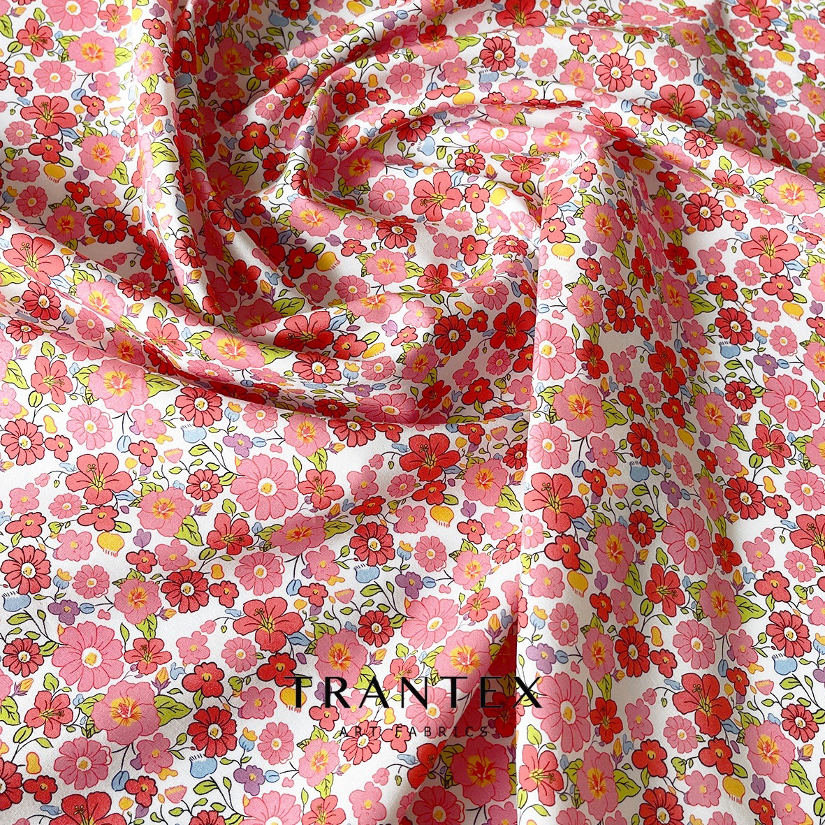 60支全棉府绸数码印花棉布服装连衣裙碎花纯棉面料布料爱西里碎花