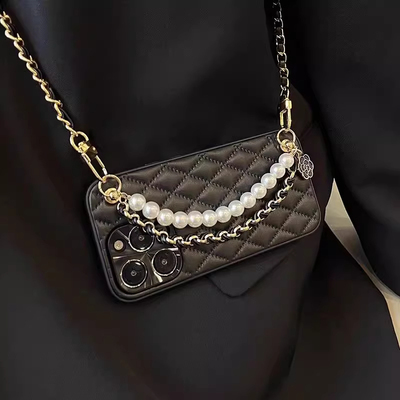 苹果16promax手机壳斜跨iphone17小香风15pro全包防摔14plus真皮保护套13pm珍珠手链12背带挂绳11女ipAir新款