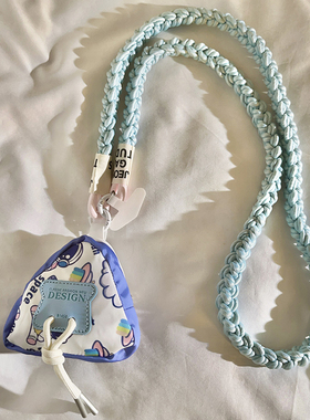 卡通可爱收纳蓝白宇航员三角包挂件编织尼龙斜跨长绳适用手机壳百搭趣味学生蓝牙钥匙零钱袋ccd户外便携侧肩