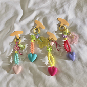 ins彩色爱心花朵串珠手机链适用于手机壳吊坠少女包包挂件DIY小清新百搭挂链多功能汽车钥匙扣ccd便携配饰G82